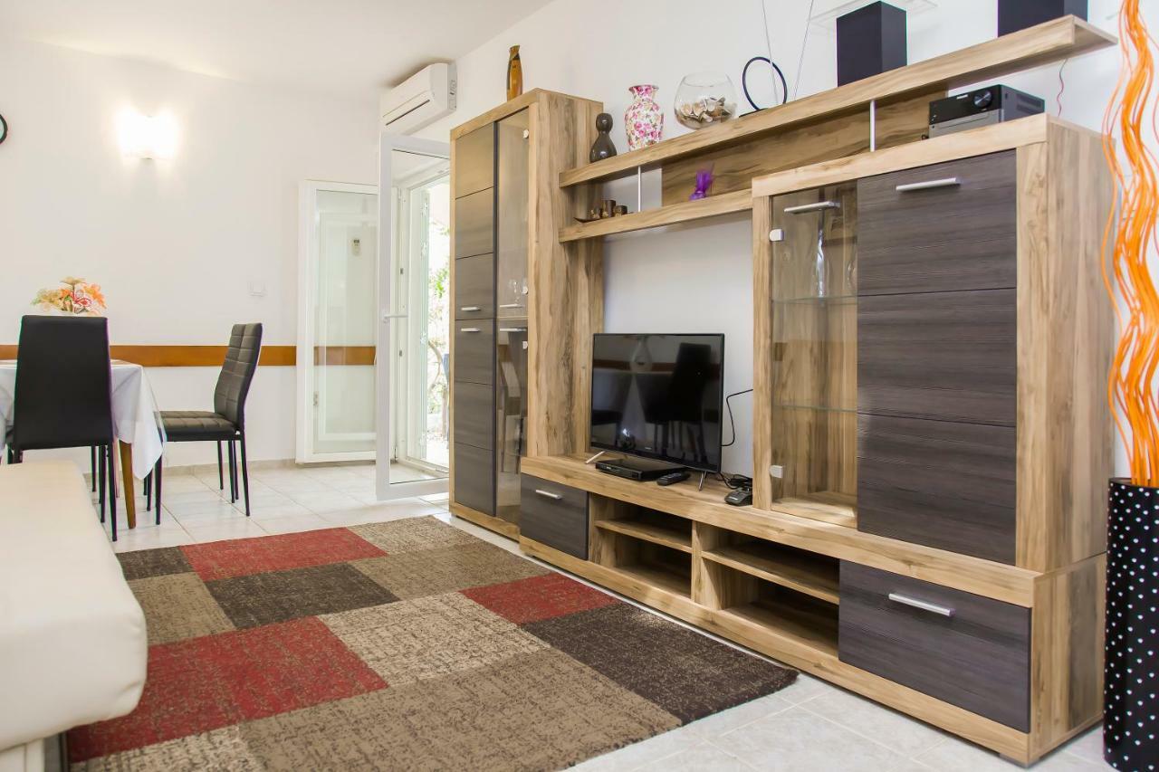 Vila Lukrecija Drače Exteriör bild